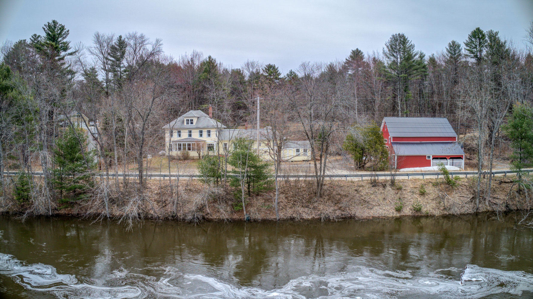 196 River Road Buxton ME 04093