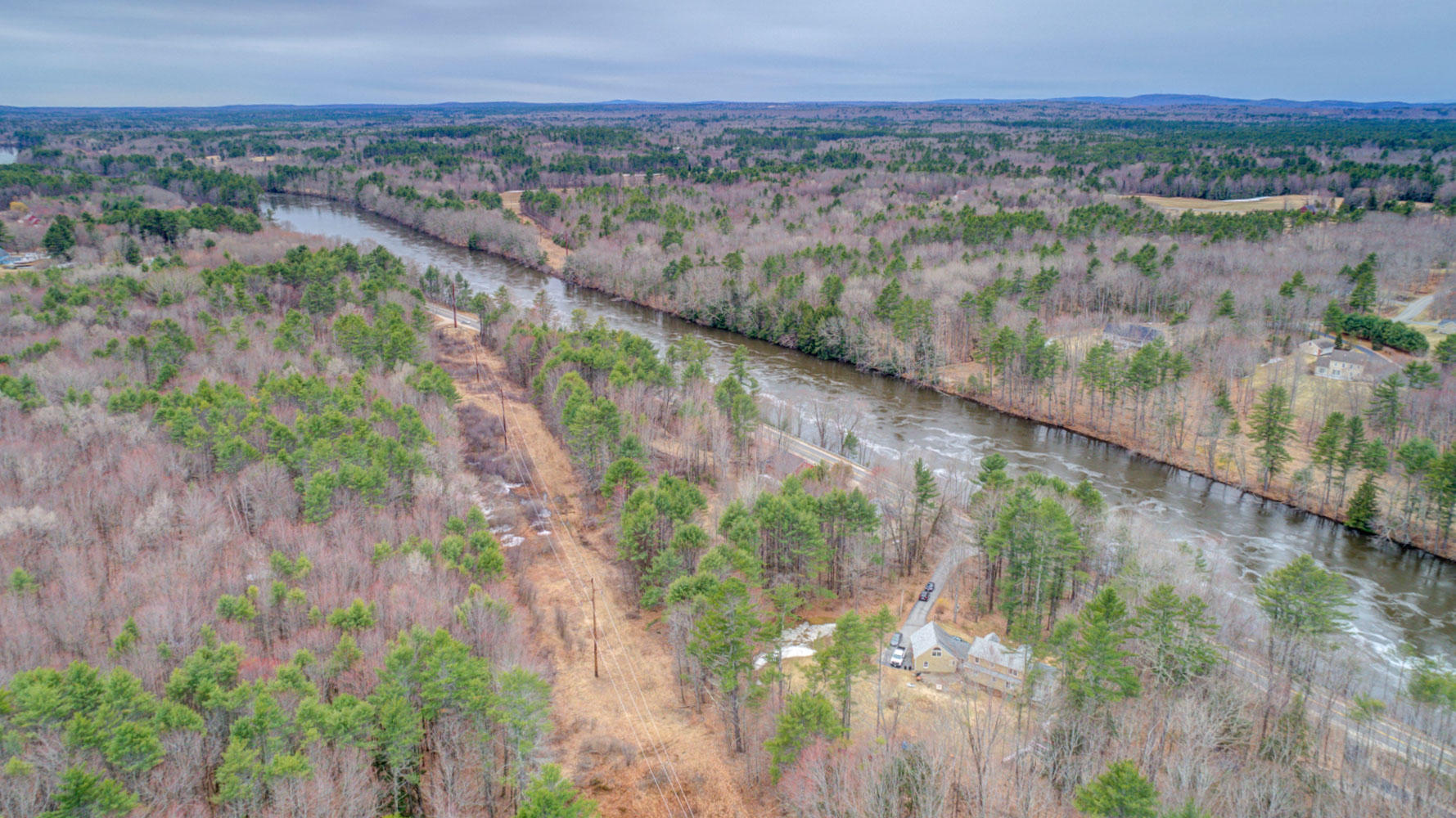 196 River Road Buxton ME 04093