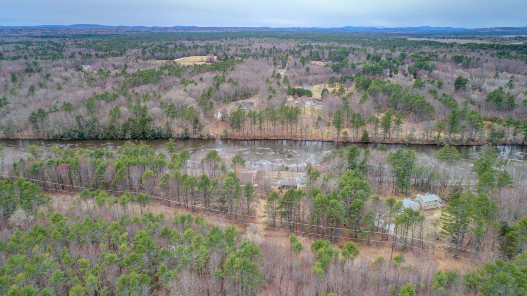 196 River Road Buxton ME 04093