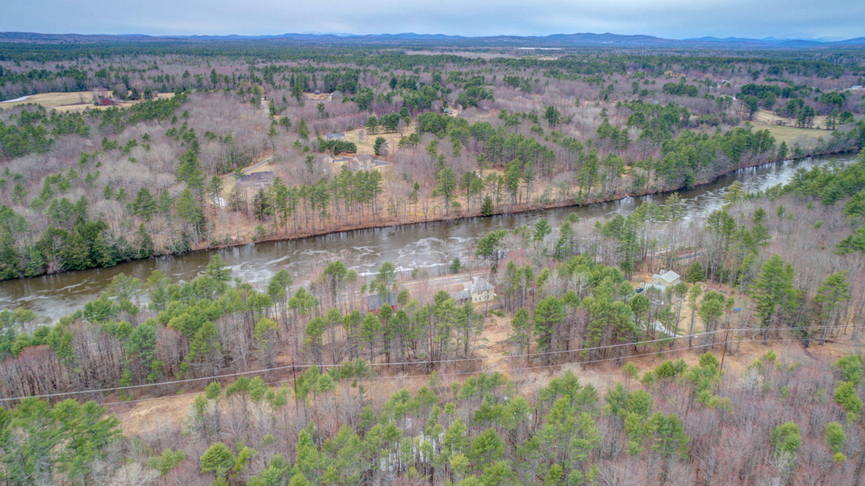 196 River Road Buxton ME 04093