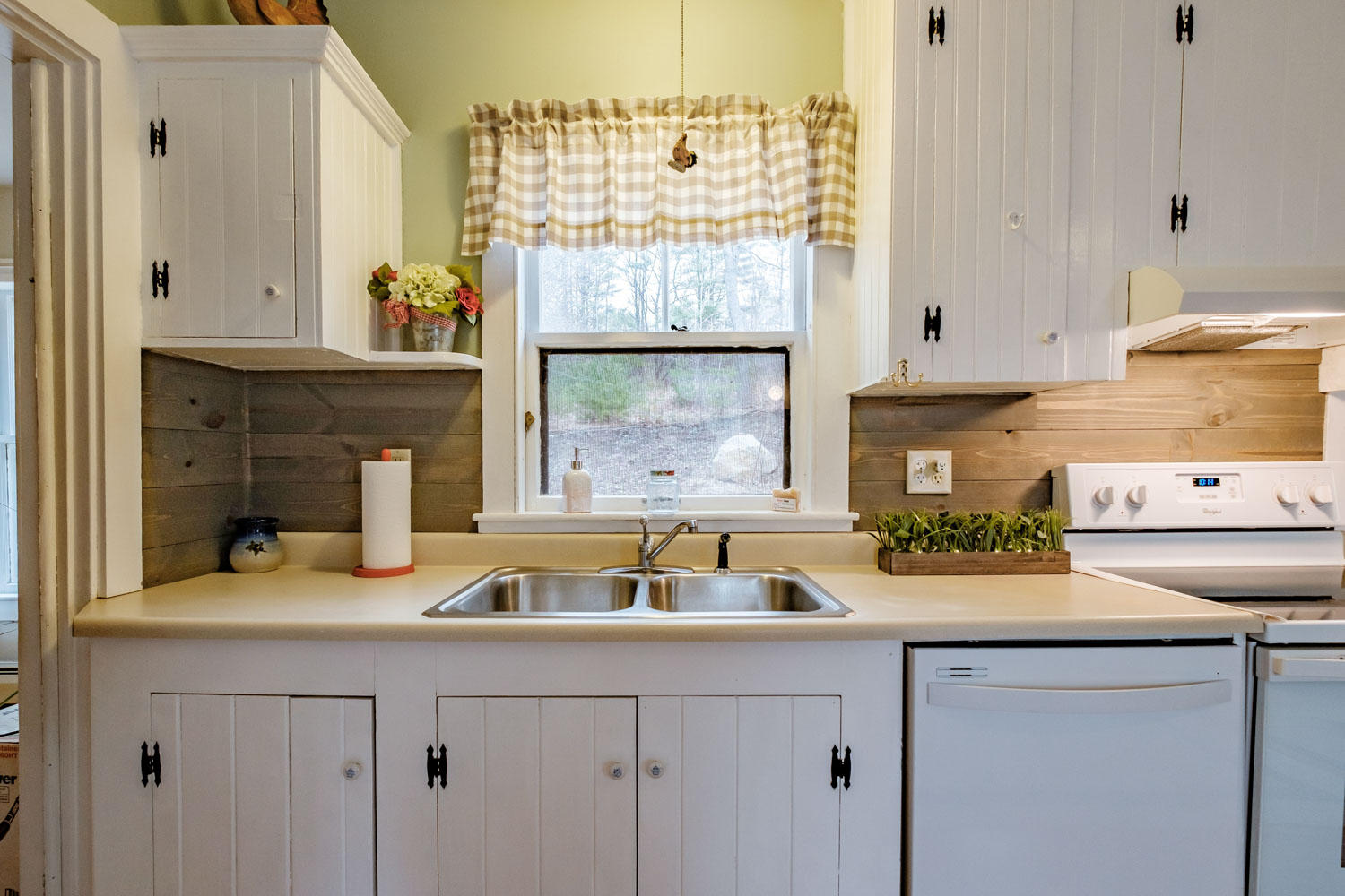 196 River Road Buxton ME 04093