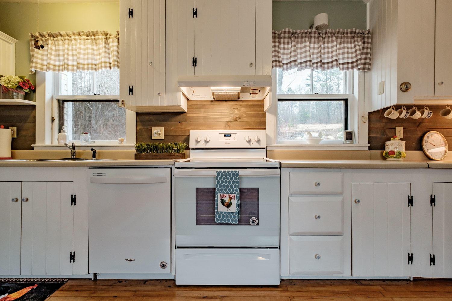 196 River Road Buxton ME 04093