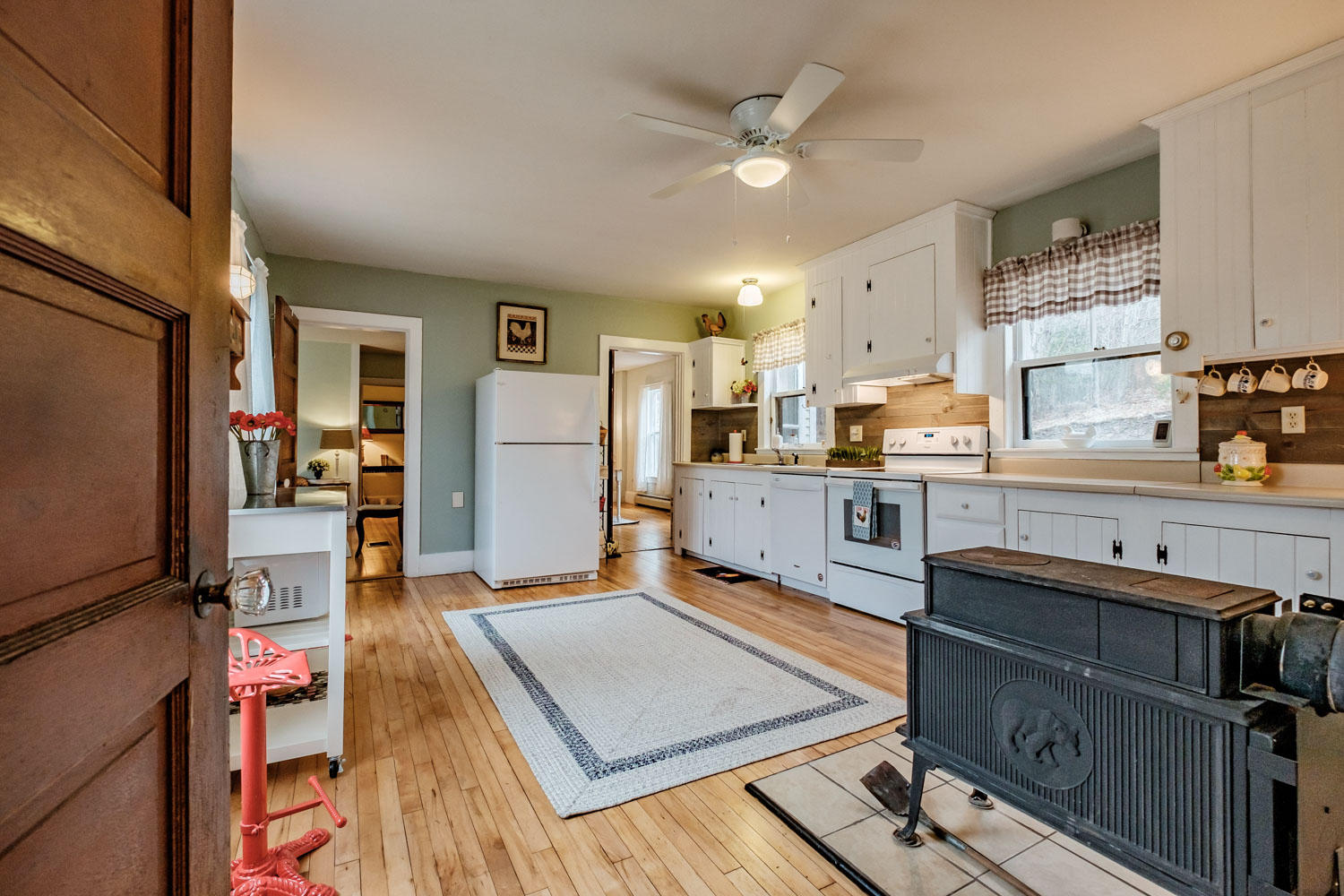 196 River Road Buxton ME 04093