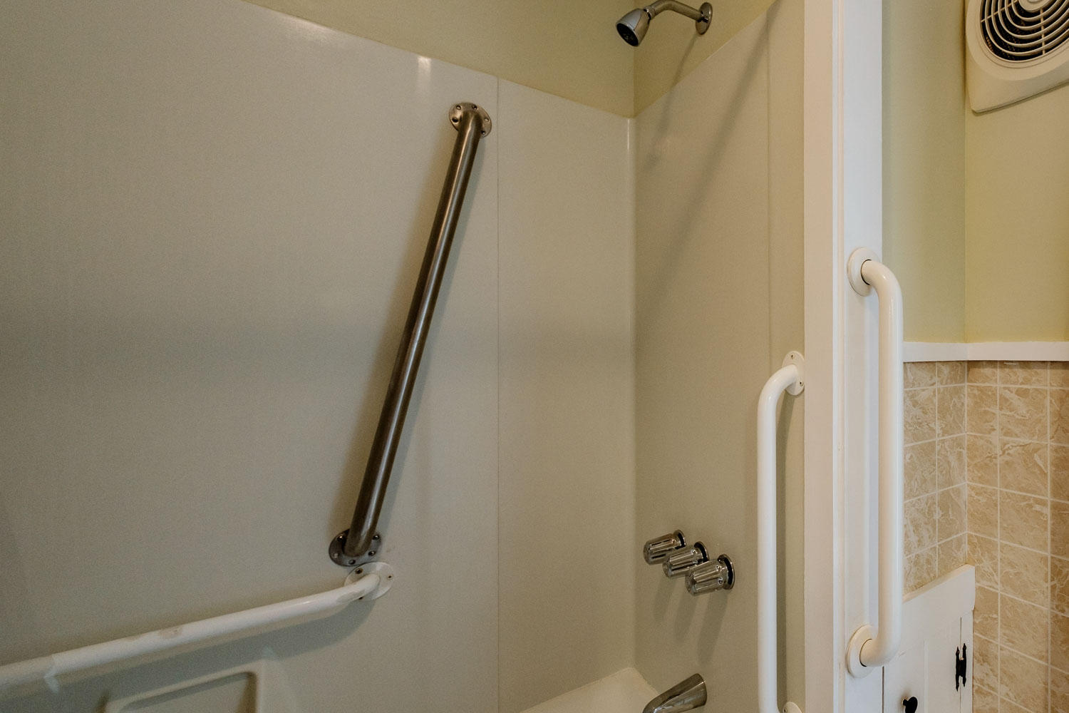 196 River Road Buxton ME 04093