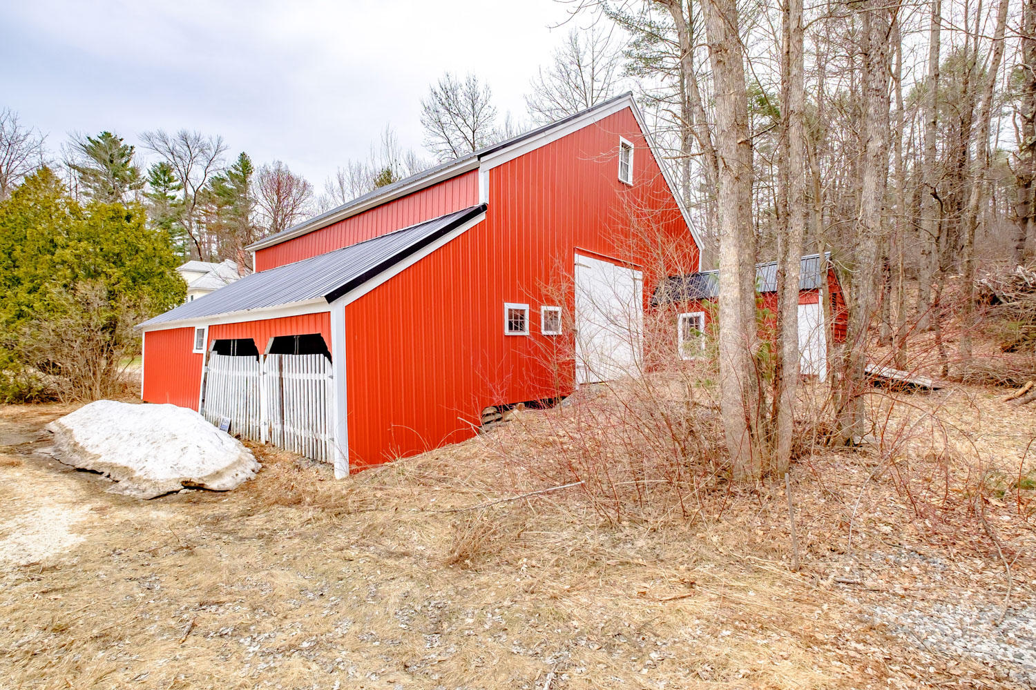 196 River Road Buxton ME 04093