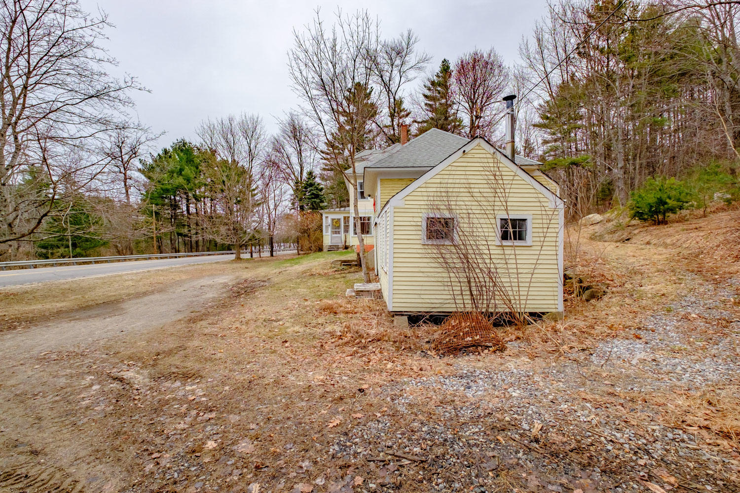 196 River Road Buxton ME 04093