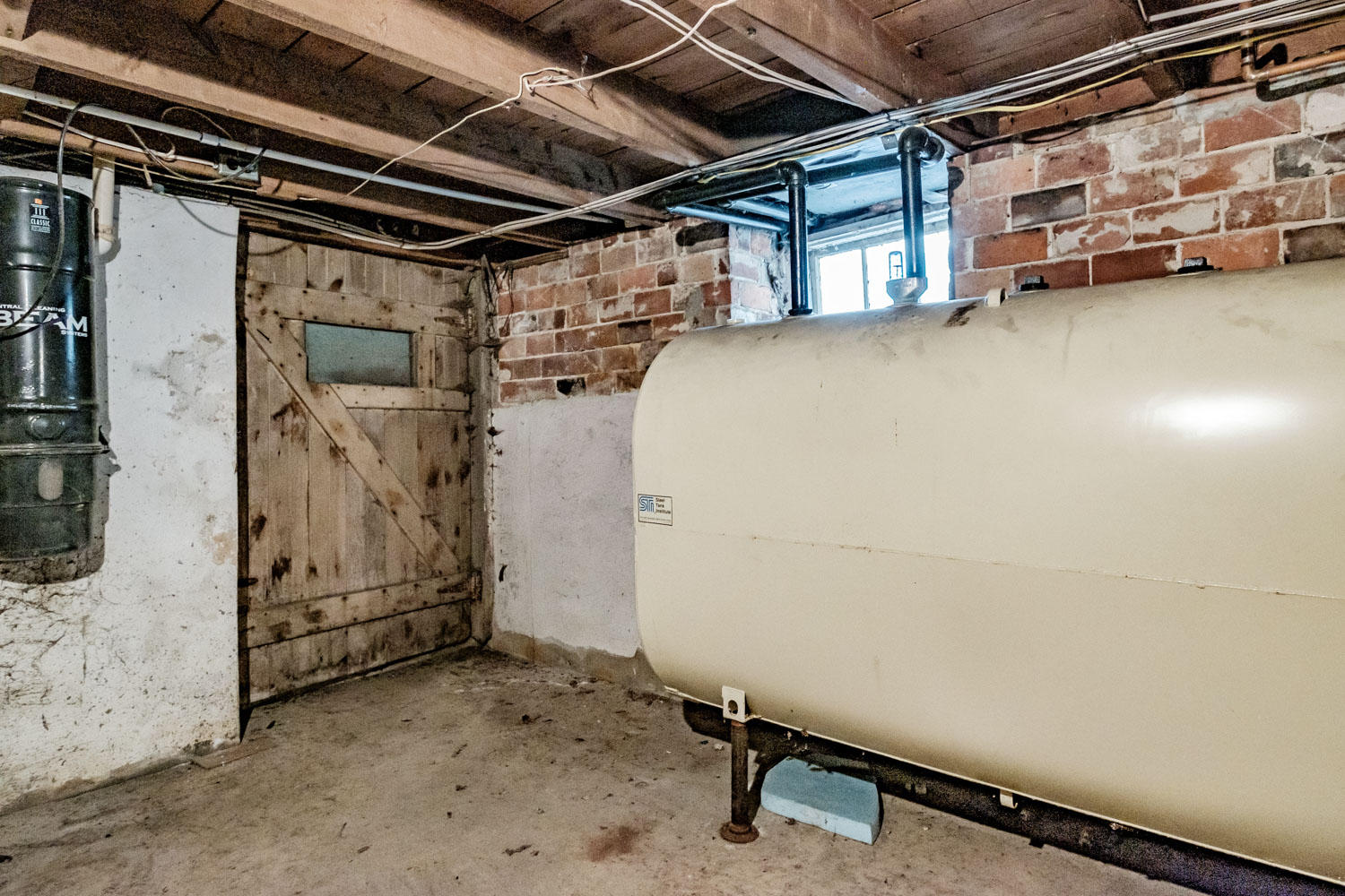 196 River Road Buxton ME 04093