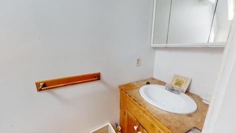 422 College Street Lewiston ME 04240