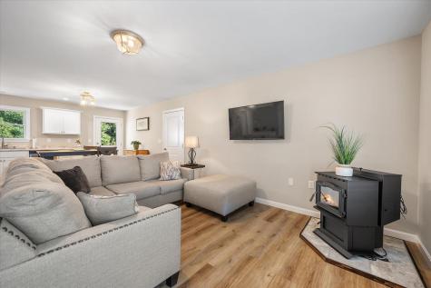 45 Stearns Farm Road Hampden ME 04444