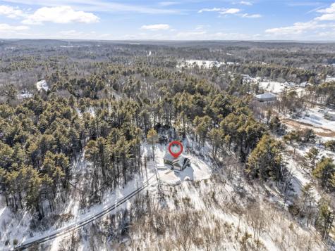 19 Turkey Ridge Lane Freeport ME 04032