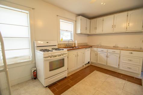 189 Winter Street Auburn ME 04210