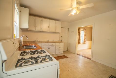 189 Winter Street Auburn ME 04210
