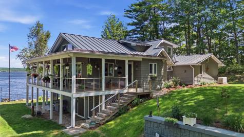 60 Cardinal Lane Poland ME 04274