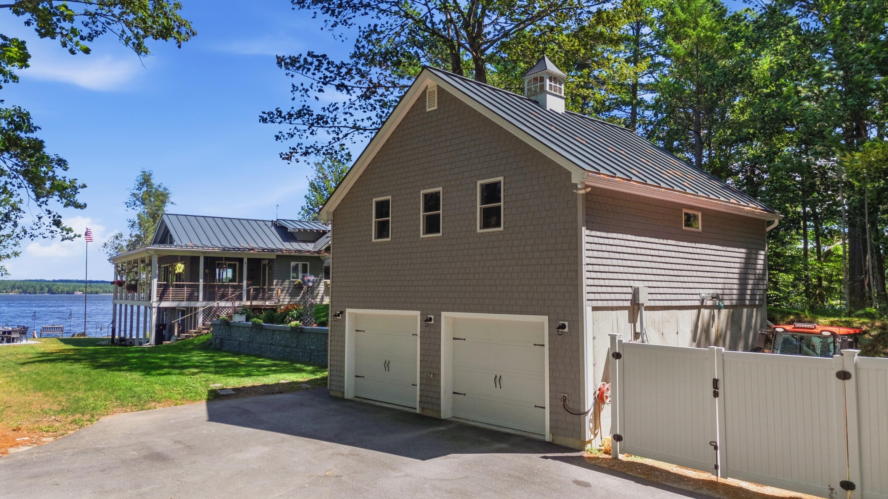 60 Cardinal Lane Poland ME 04274