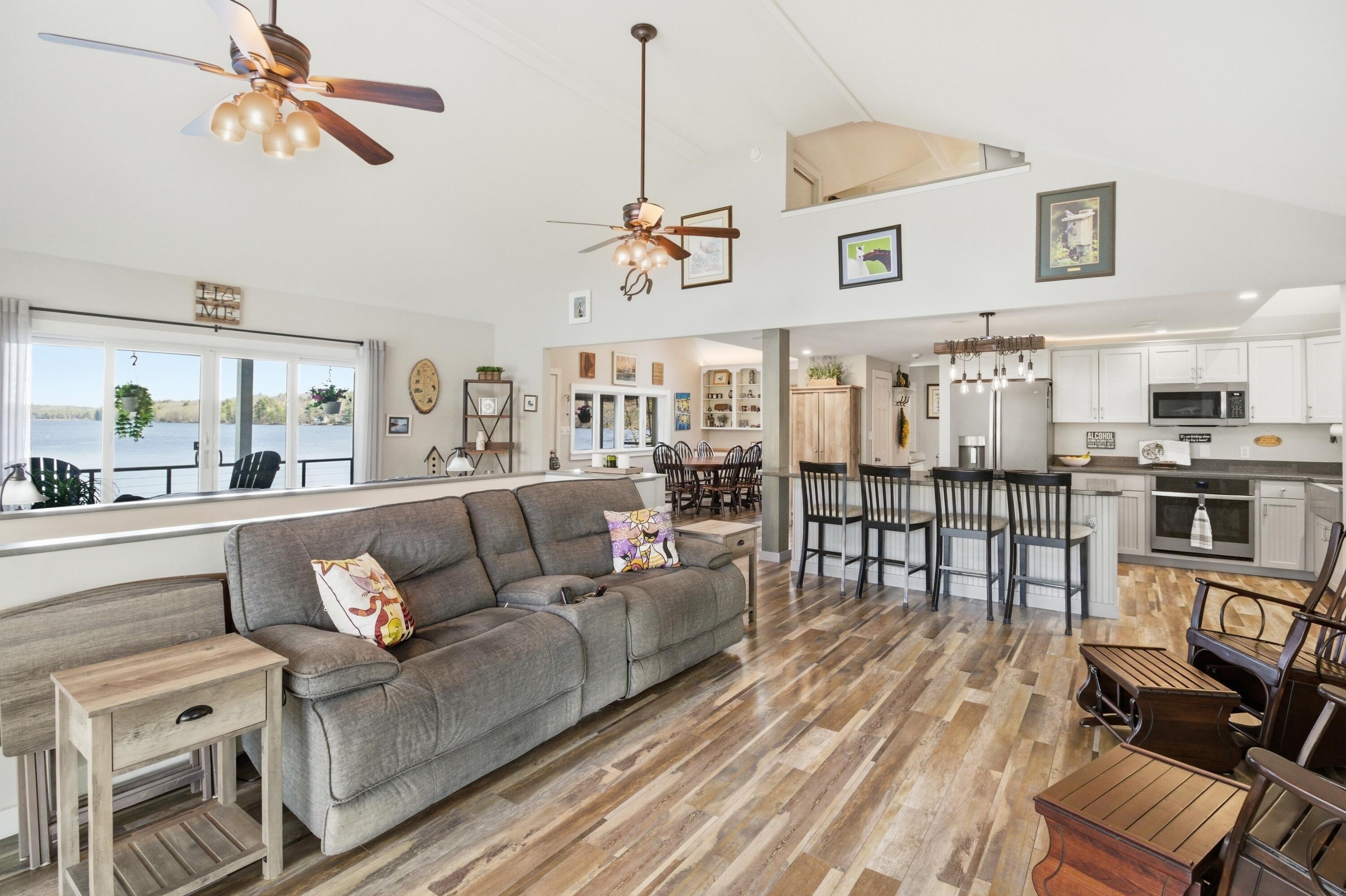60 Cardinal Lane Poland ME 04274
