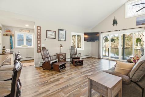 60 Cardinal Lane Poland ME 04274