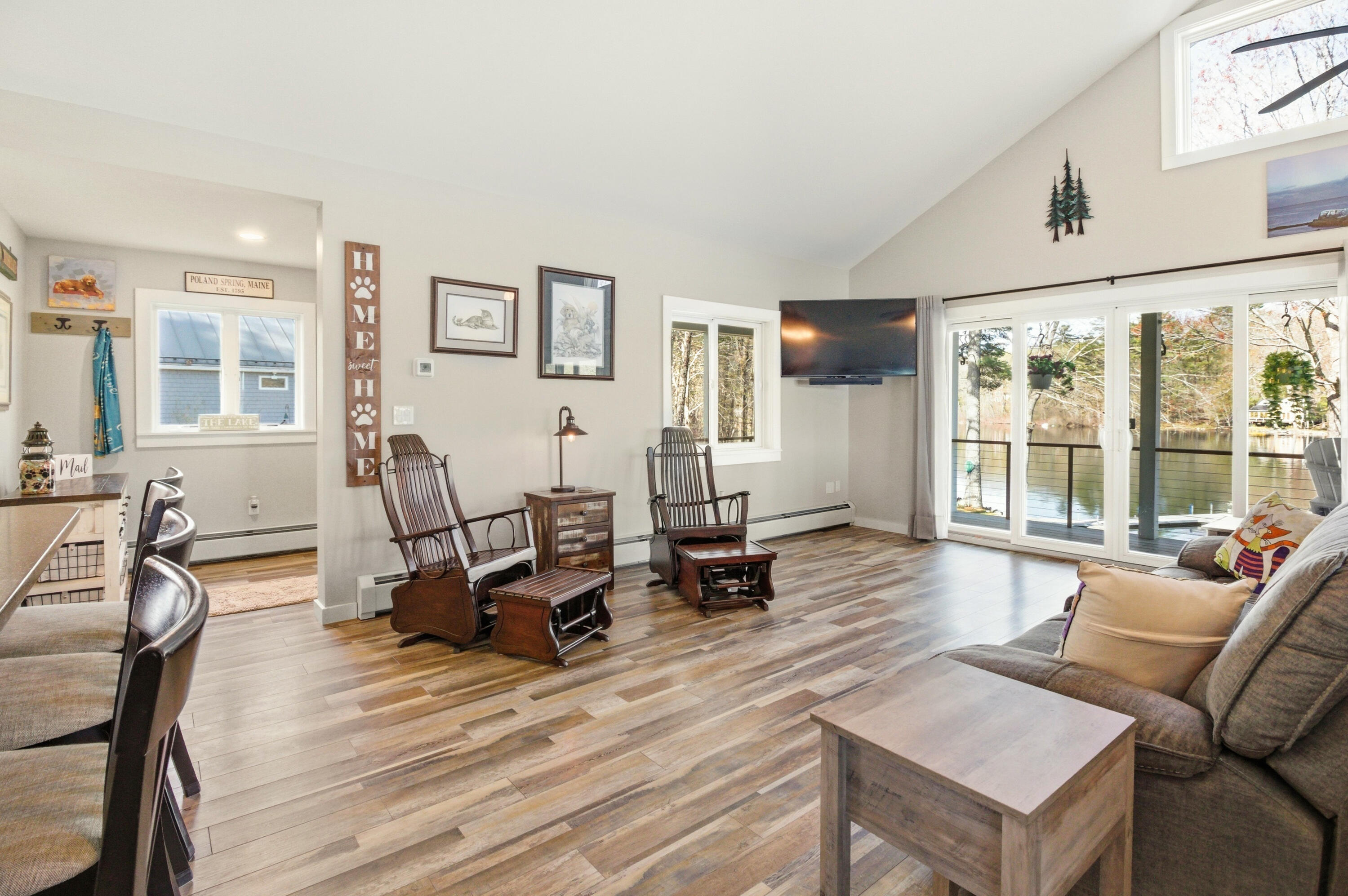 60 Cardinal Lane Poland ME 04274