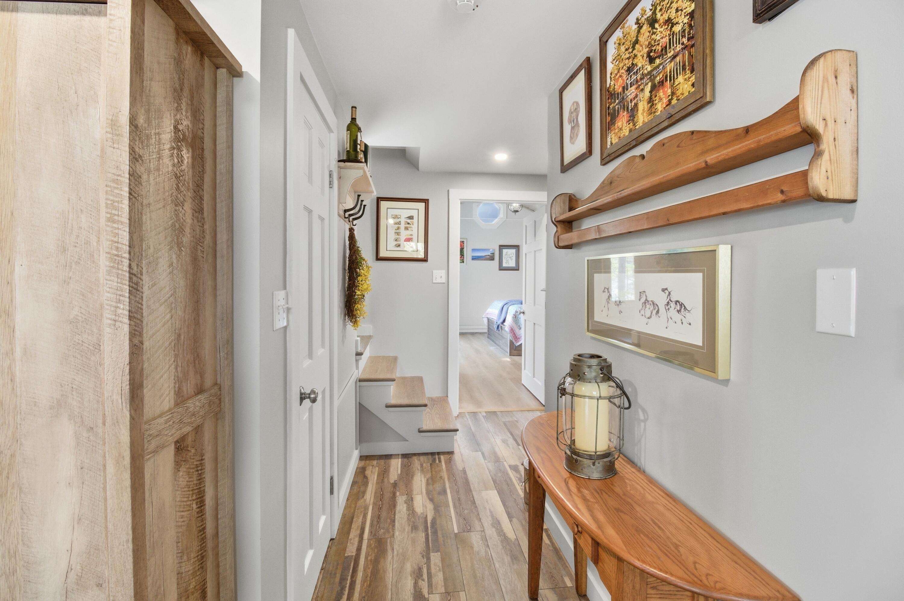 60 Cardinal Lane Poland ME 04274