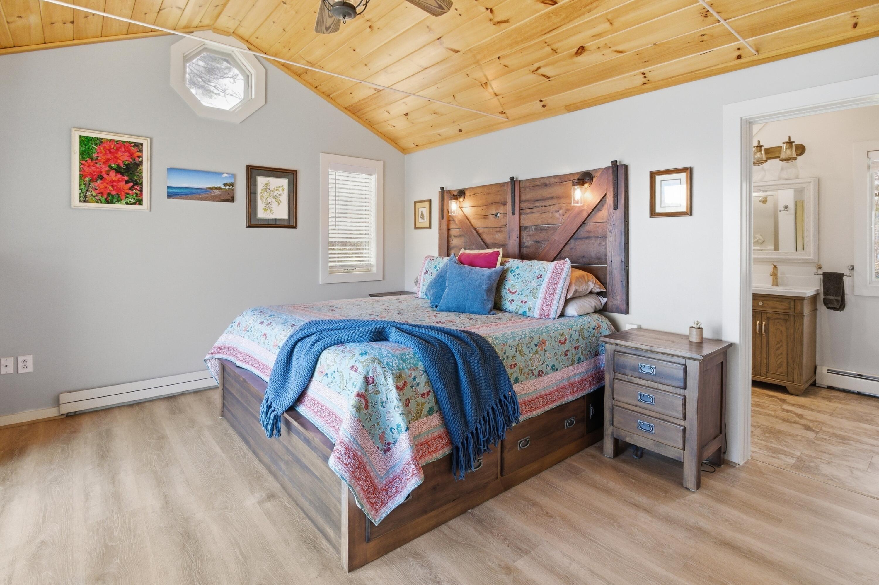 60 Cardinal Lane Poland ME 04274