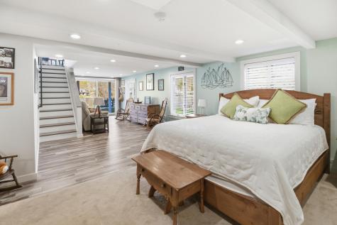 60 Cardinal Lane Poland ME 04274