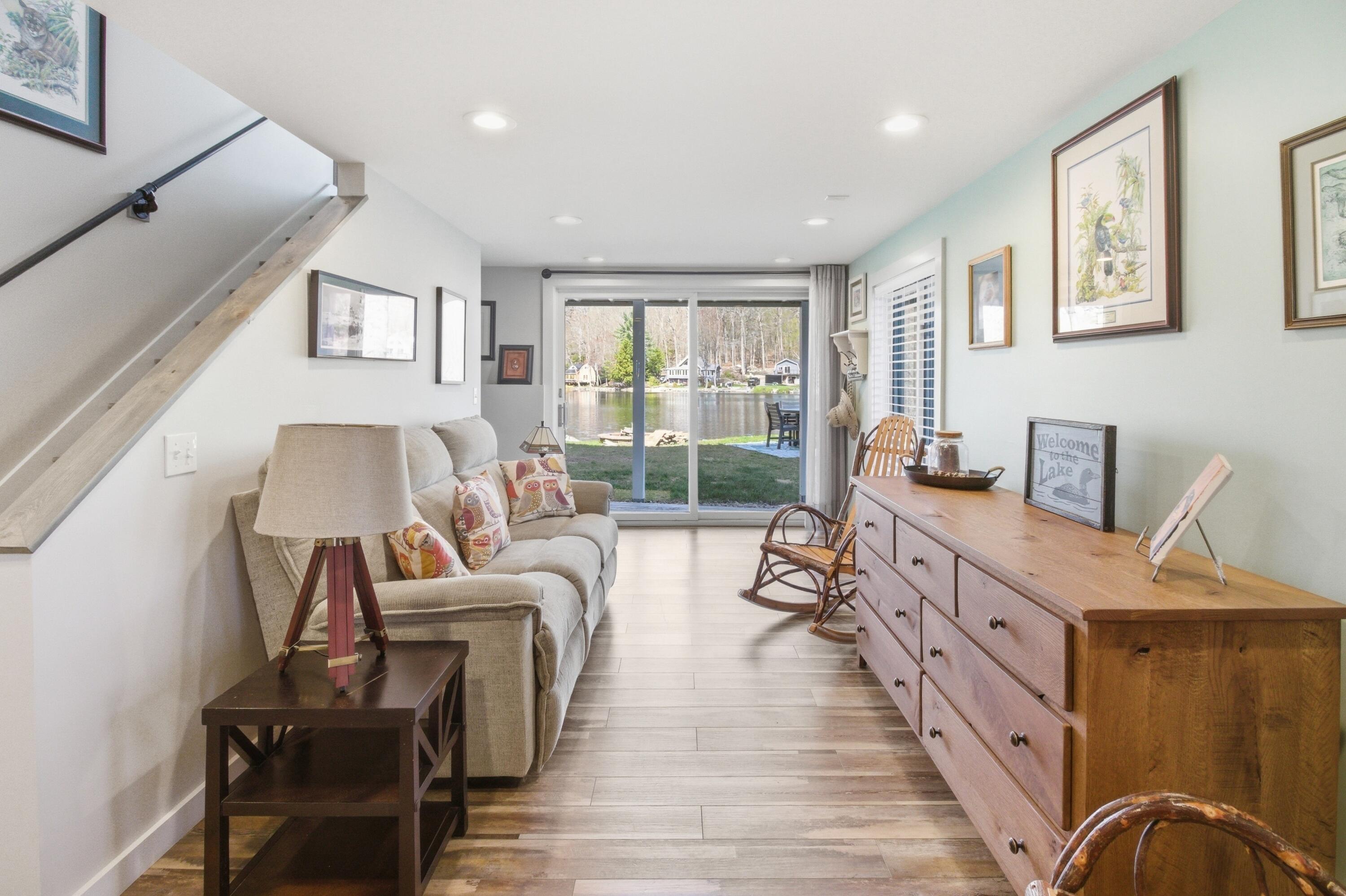 60 Cardinal Lane Poland ME 04274
