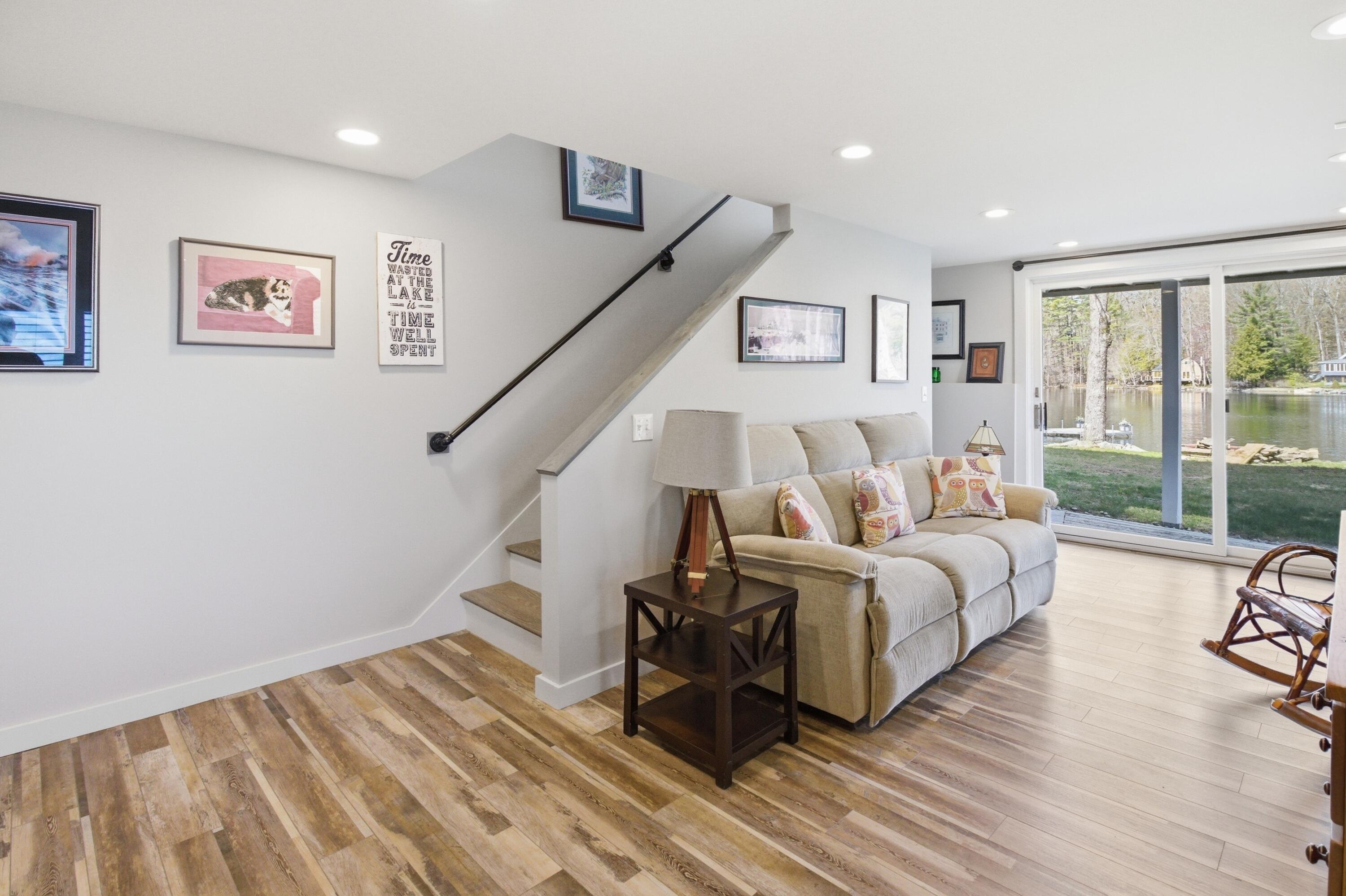 60 Cardinal Lane Poland ME 04274