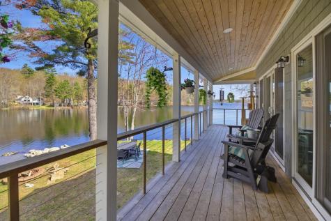 60 Cardinal Lane Poland ME 04274