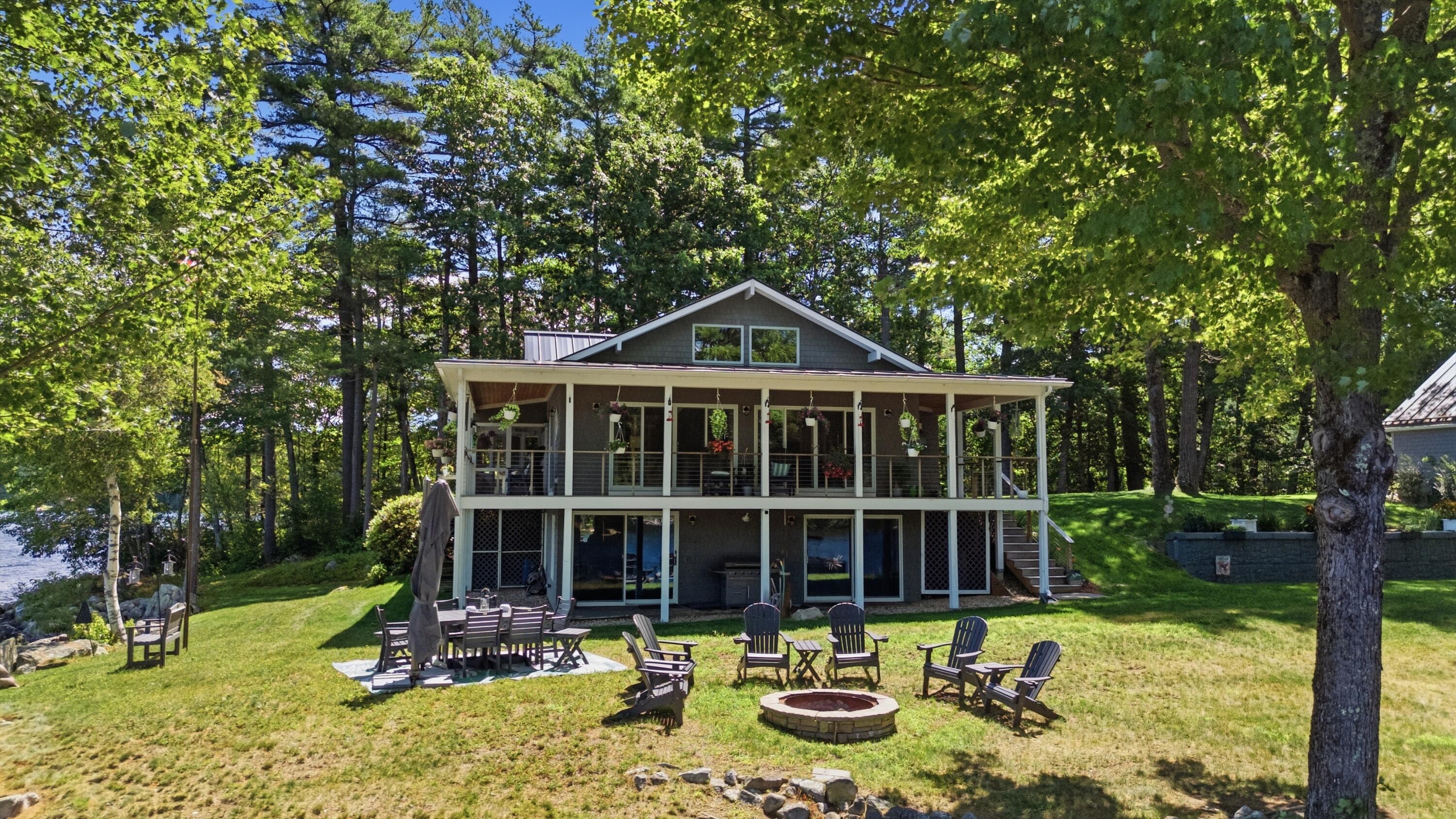 60 Cardinal Lane Poland ME 04274