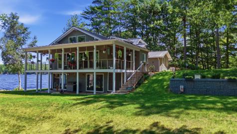 60 Cardinal Lane Poland ME 04274