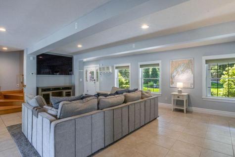 107 Holmes Road Scarborough ME 04074