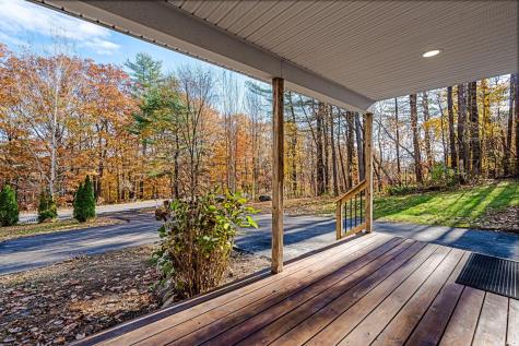 2043 Riverside Drive Auburn ME 04210