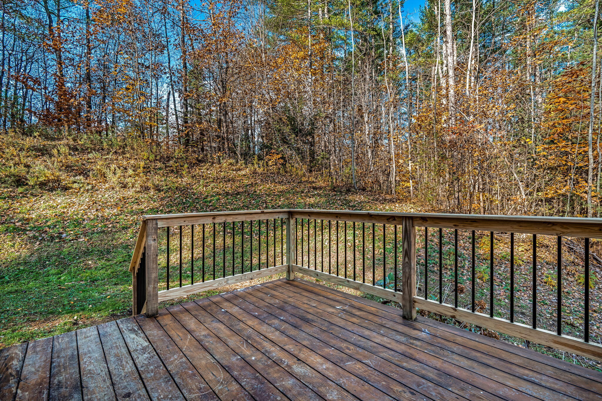 2043 Riverside Drive Auburn ME 04210