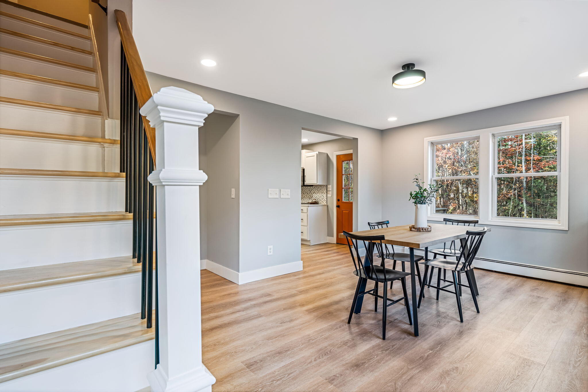 2043 Riverside Drive Auburn ME 04210