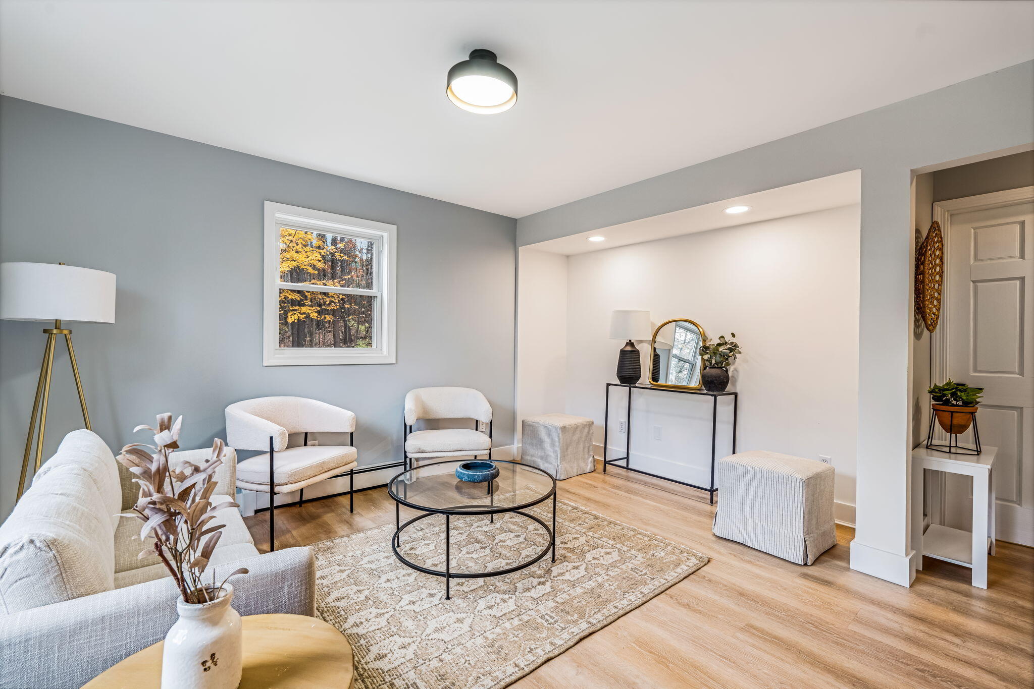 2043 Riverside Drive Auburn ME 04210