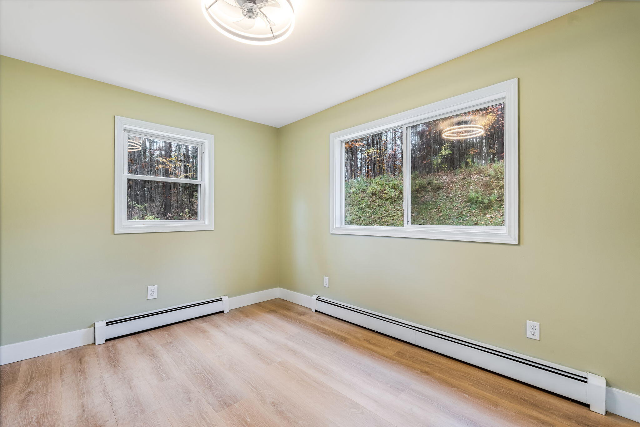 2043 Riverside Drive Auburn ME 04210