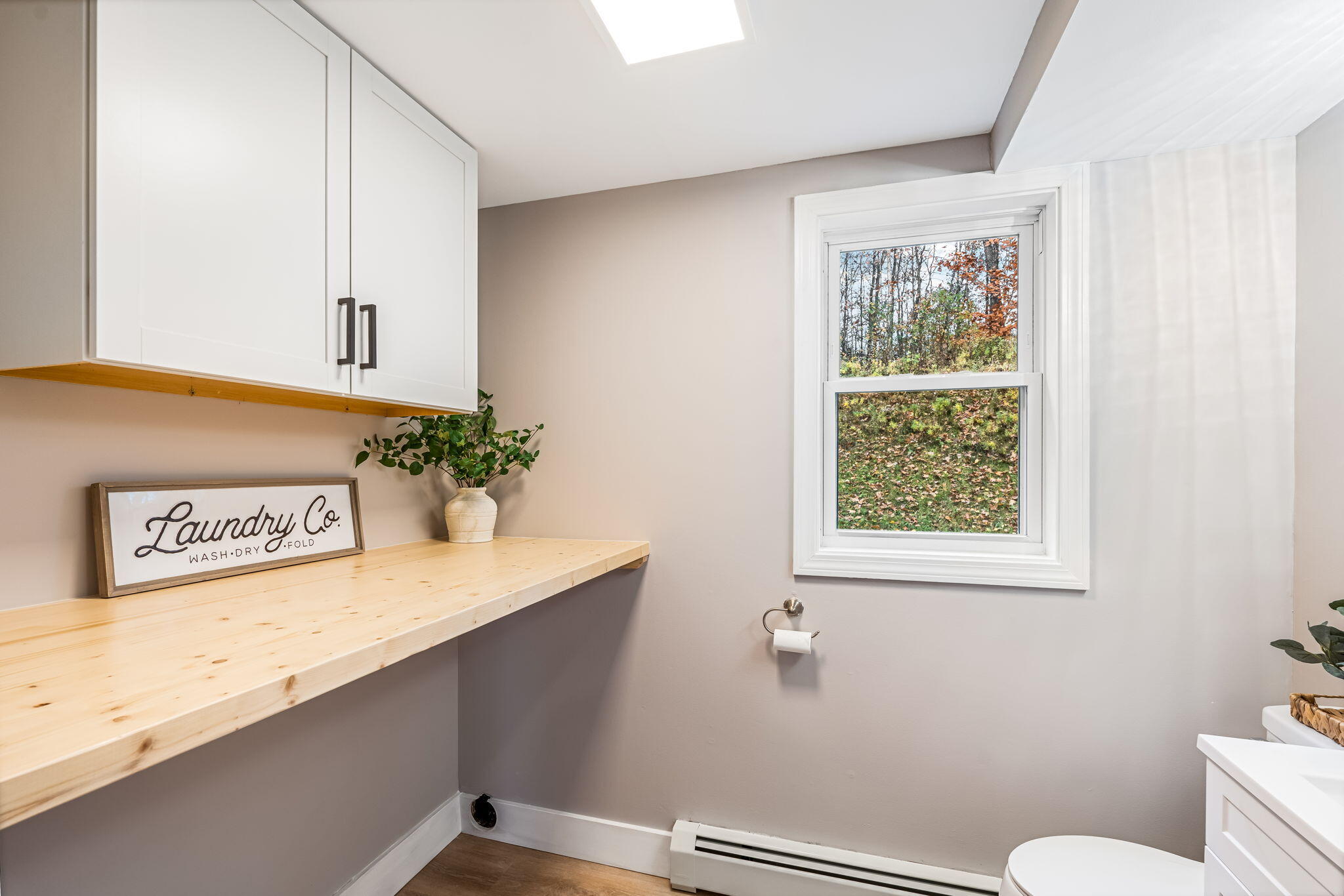 2043 Riverside Drive Auburn ME 04210