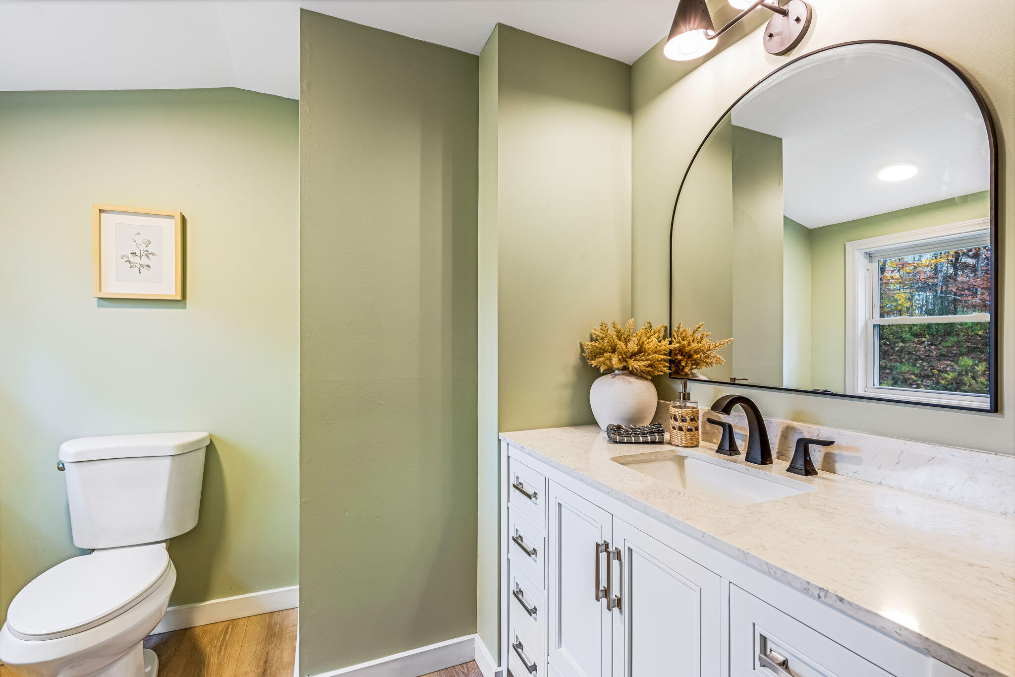 2043 Riverside Drive Auburn ME 04210