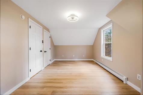 2043 Riverside Drive Auburn ME 04210