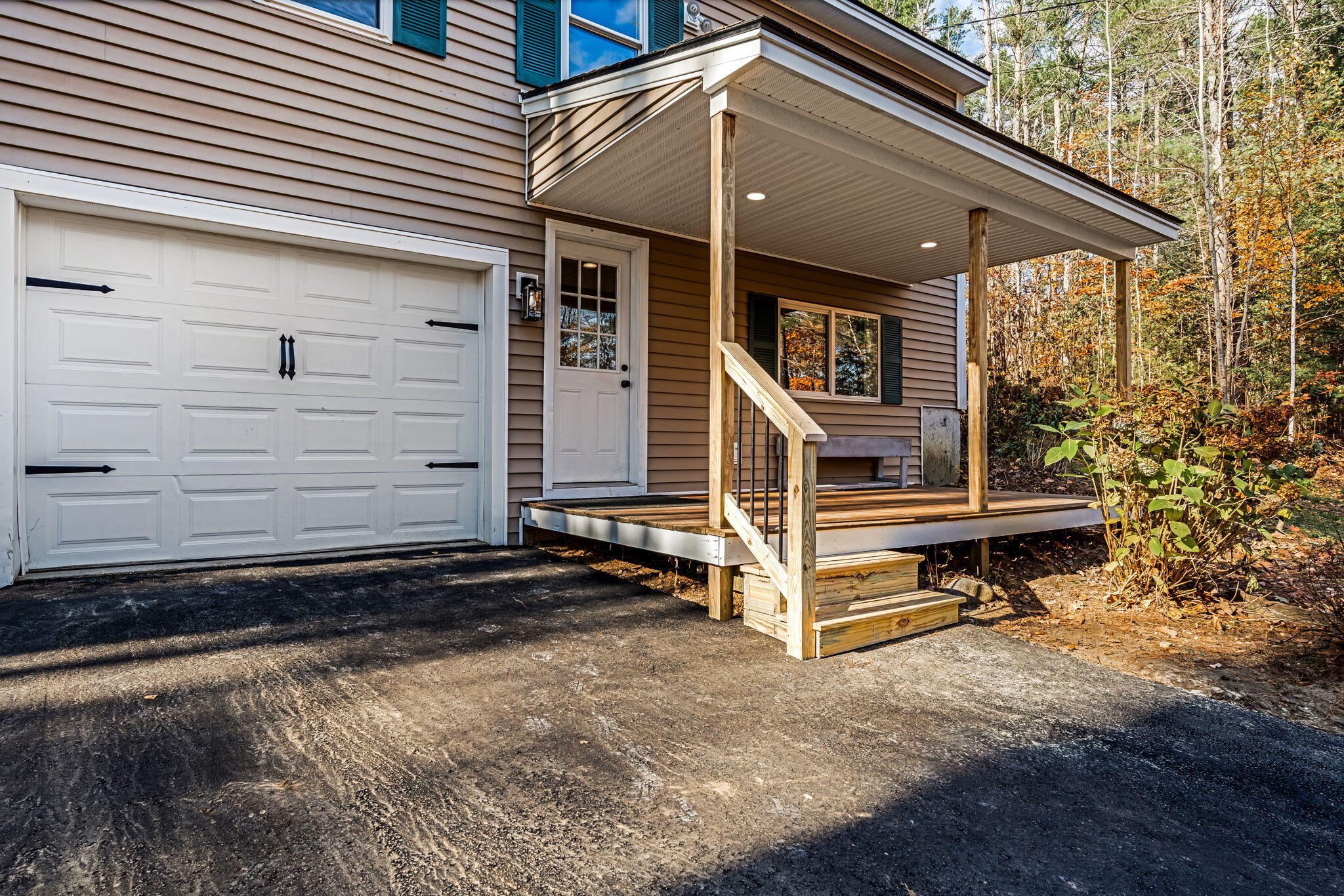 2043 Riverside Drive Auburn ME 04210