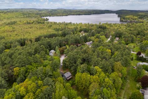 37 Boulder Drive Auburn ME 04210