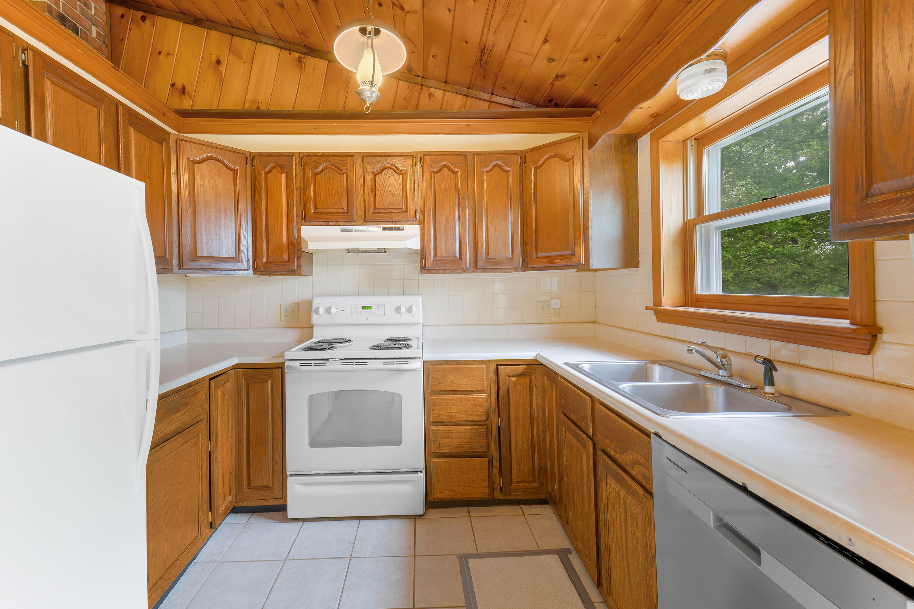 37 Boulder Drive Auburn ME 04210