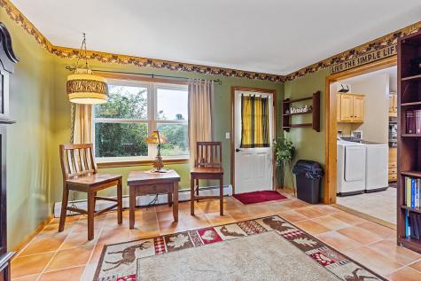 987 Gardiner Road Dresden ME 04342