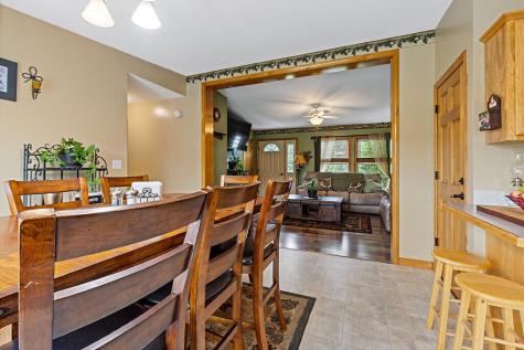 987 Gardiner Road Dresden ME 04342