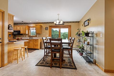 987 Gardiner Road Dresden ME 04342