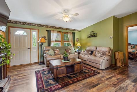 987 Gardiner Road Dresden ME 04342