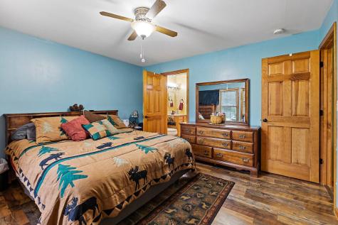 987 Gardiner Road Dresden ME 04342