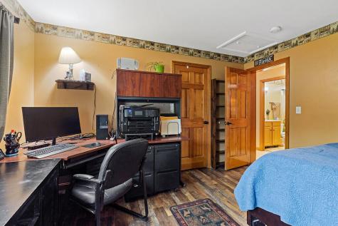 987 Gardiner Road Dresden ME 04342