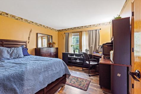 987 Gardiner Road Dresden ME 04342