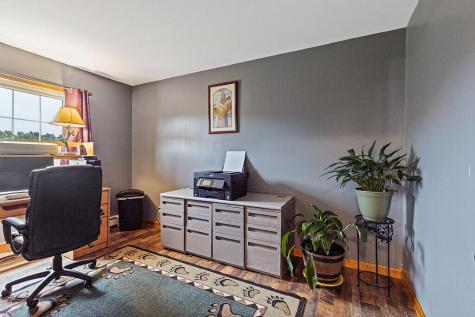 987 Gardiner Road Dresden ME 04342