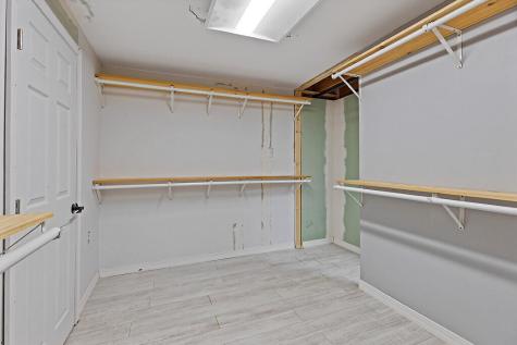 987 Gardiner Road Dresden ME 04342